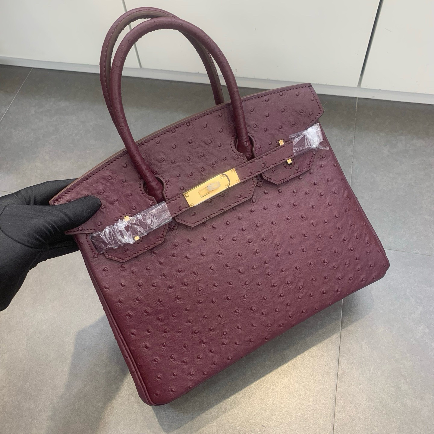 Alligator/ Ostrich effect Leather bag