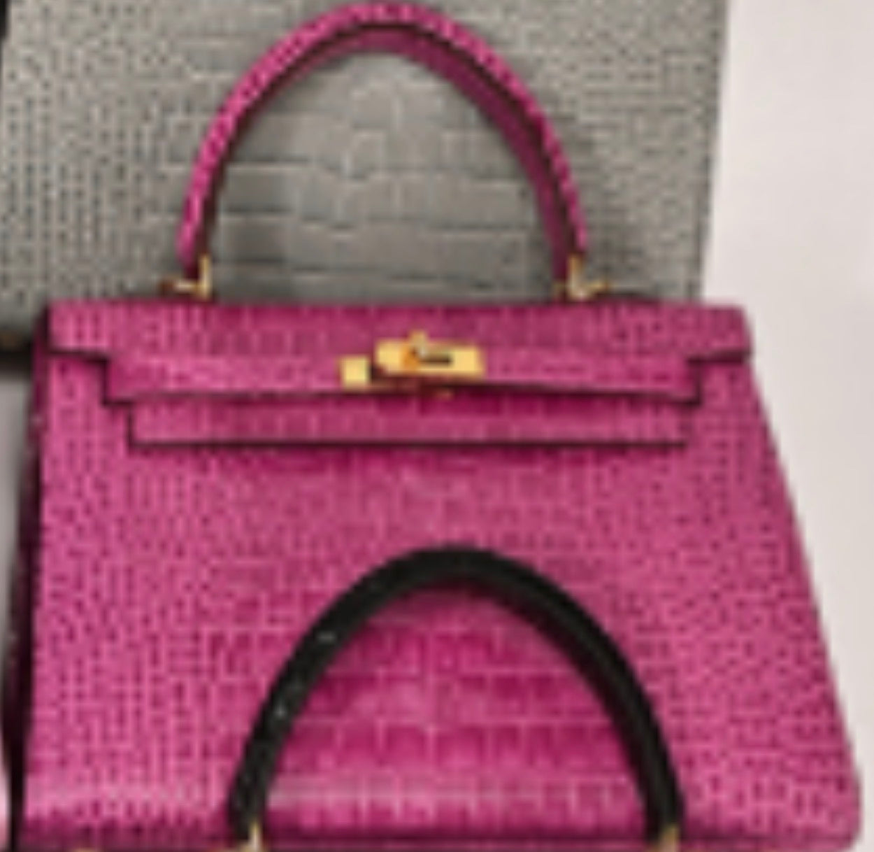 Alligator/ Ostrich effect Leather bag