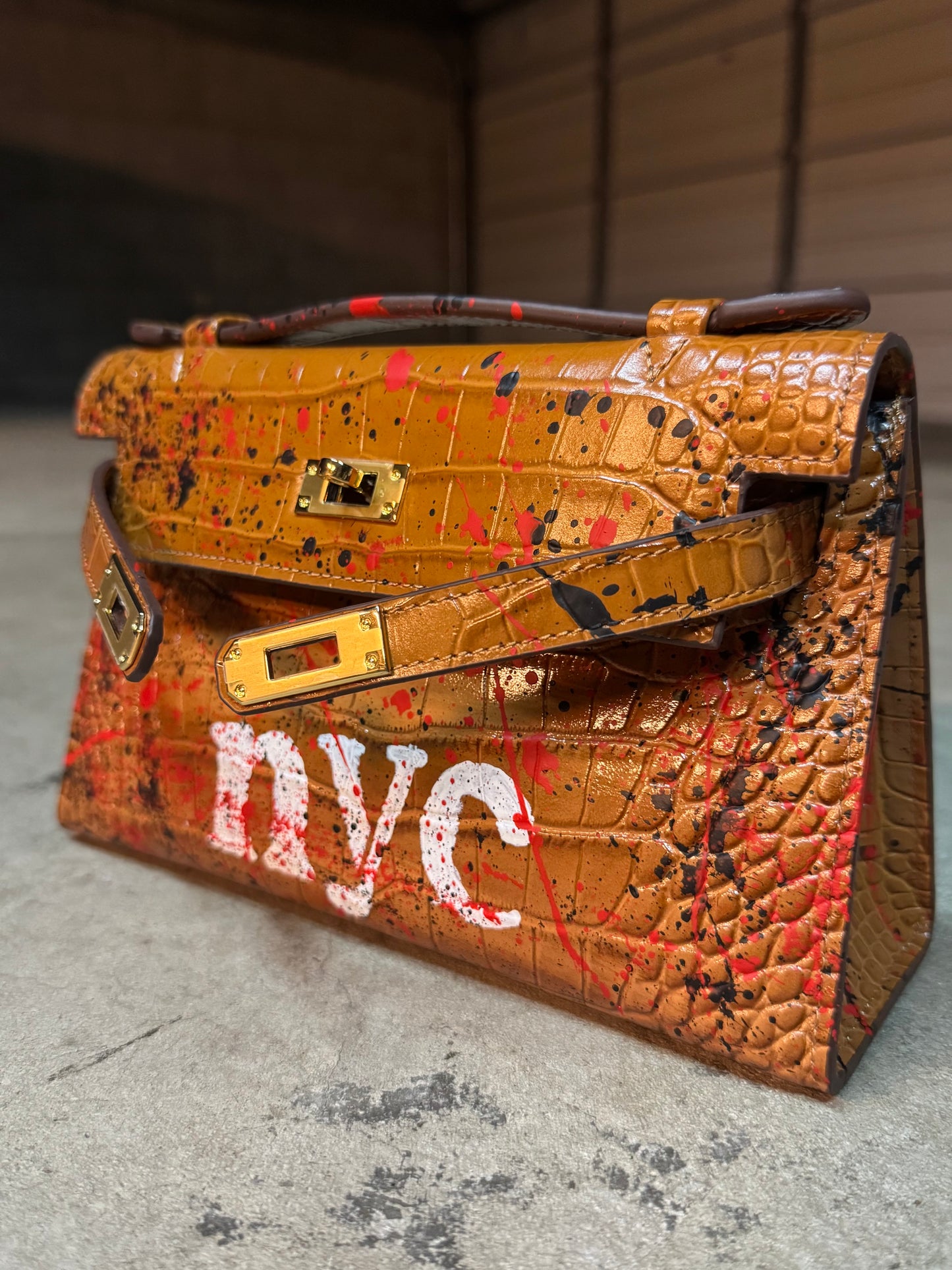 Alligator/ Ostrich effect Leather bag (Pochette)