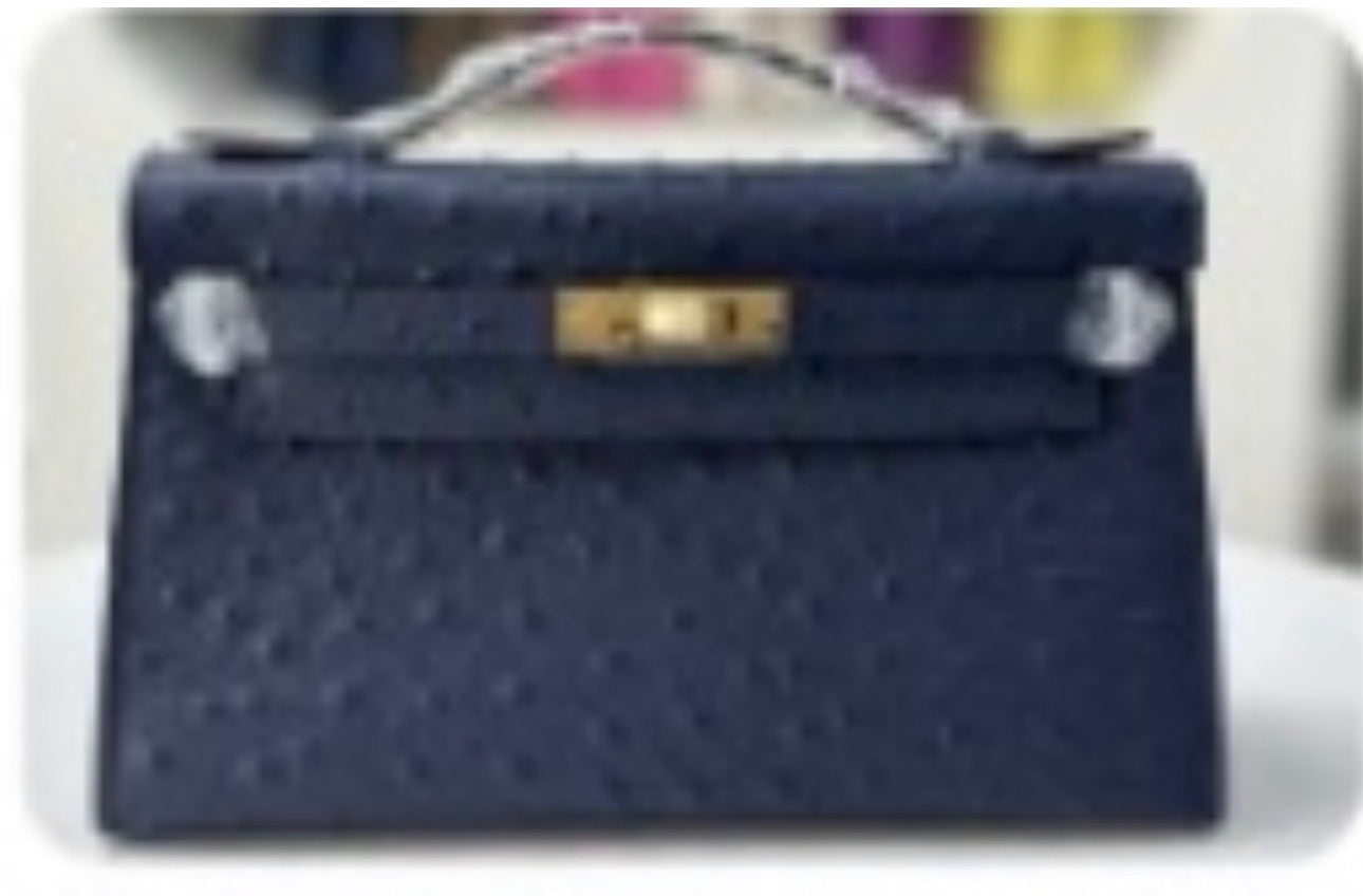 Alligator/ Ostrich effect Leather bag (Pochette)